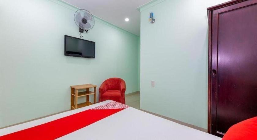 Oyo 898 Phuong Thao Hotel Nha Trang Bagian luar foto