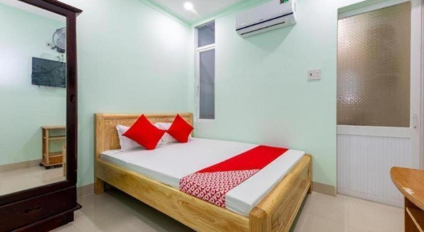 Oyo 898 Phuong Thao Hotel Nha Trang Bagian luar foto