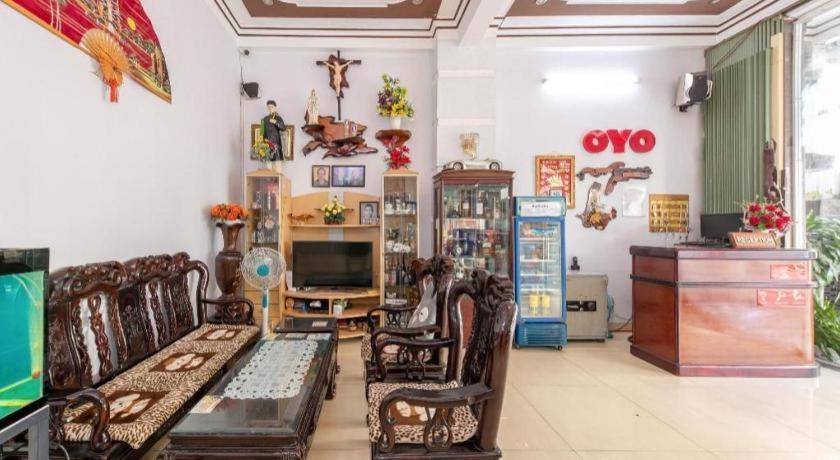 Oyo 898 Phuong Thao Hotel Nha Trang Bagian luar foto